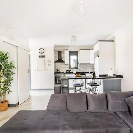 Villa Kelebek Modern 3 Bed With Private Pool *