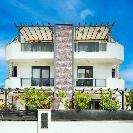 Kelebek Modern 3 Bed With Private Pool Belek